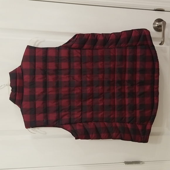 GAP Red & Black Plaid Vest - Picture 2 of 3